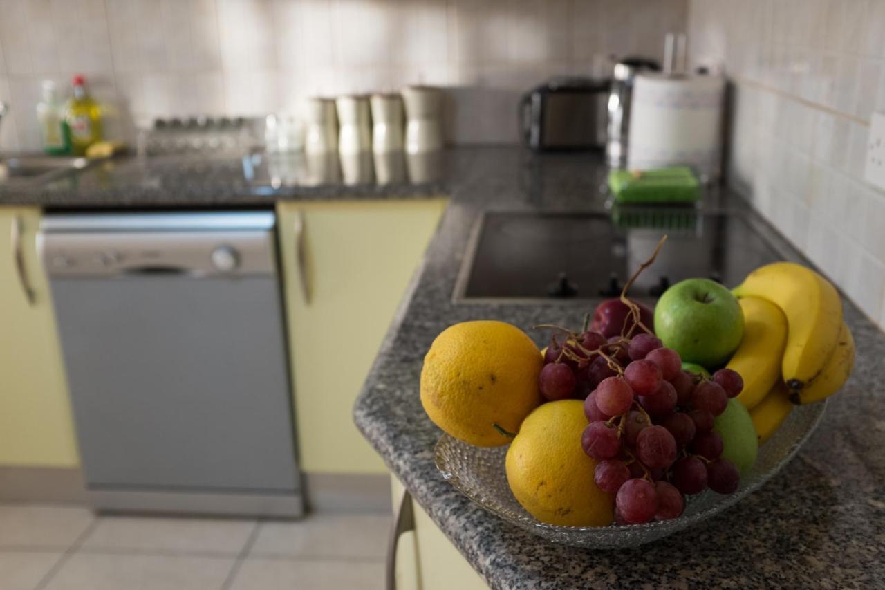 Ifestos Kings Resort Appartment 파포스 외부 사진